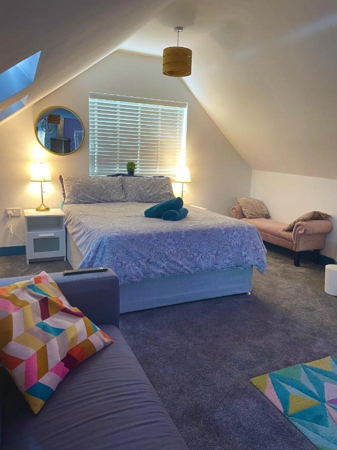 Vibrant & Modern Studio Apartment In Μπέρμιγχαμ Εξωτερικό φωτογραφία
